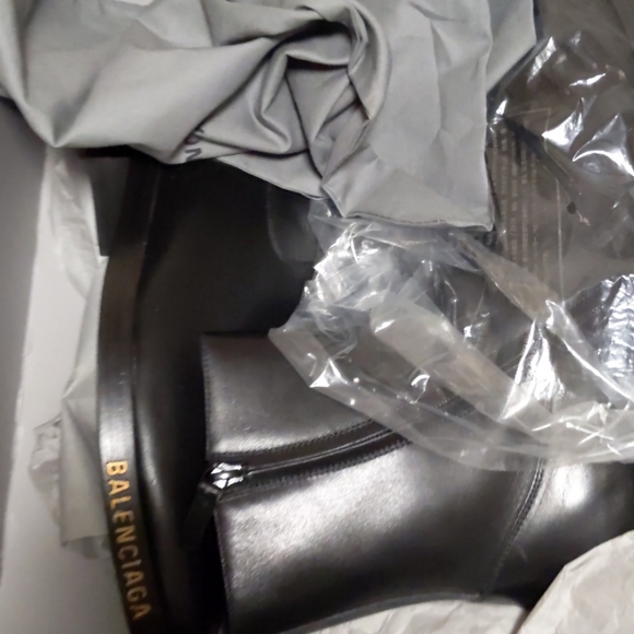 Balanciaga Men's boots - Picture 4 of 14